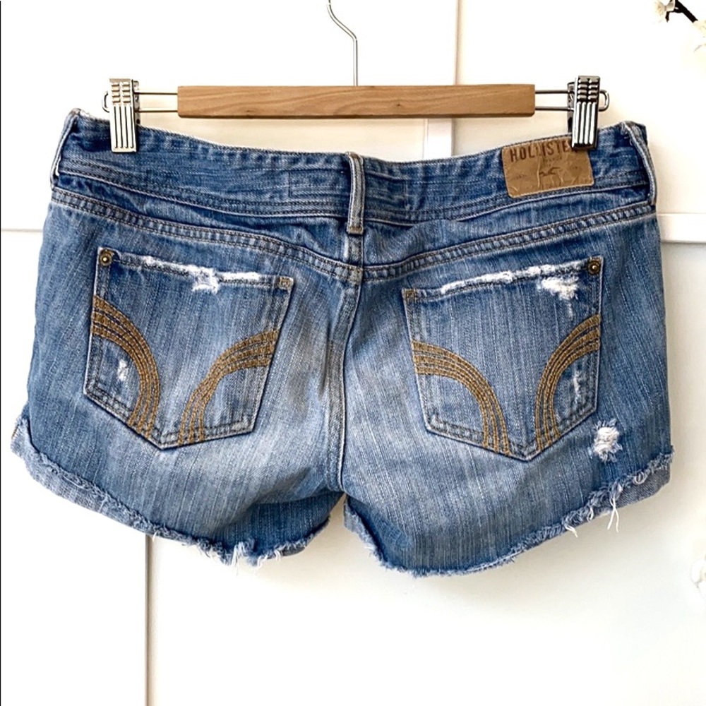 Hollister Distressed Jean Shorts Sz 7